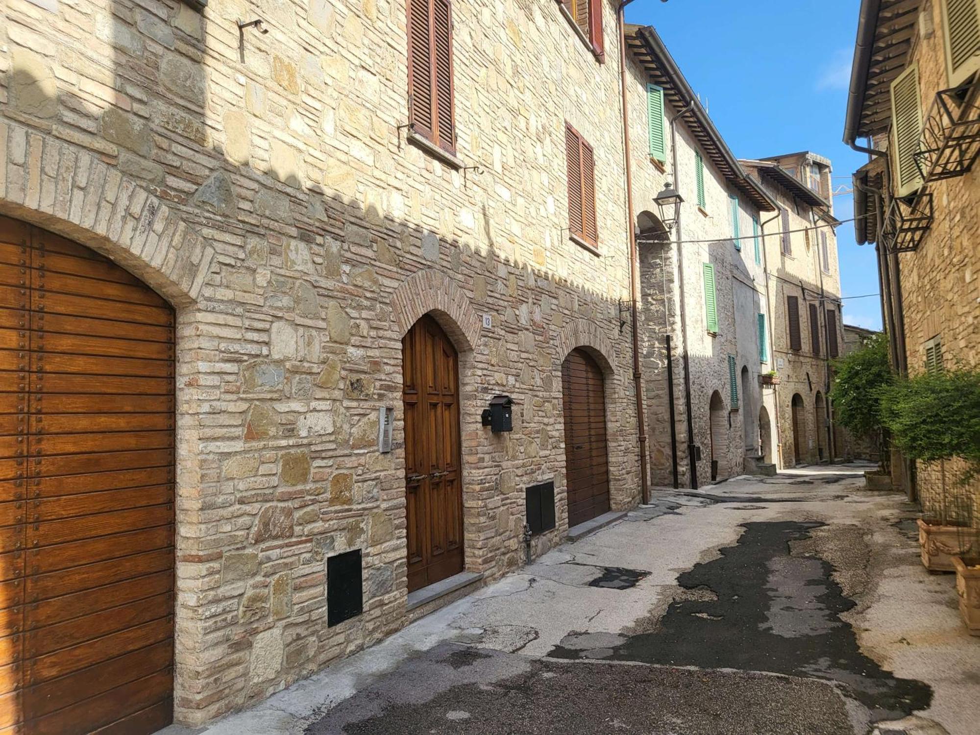 Appartamento Con Camino In Centro Storico Bevagna Exterior foto