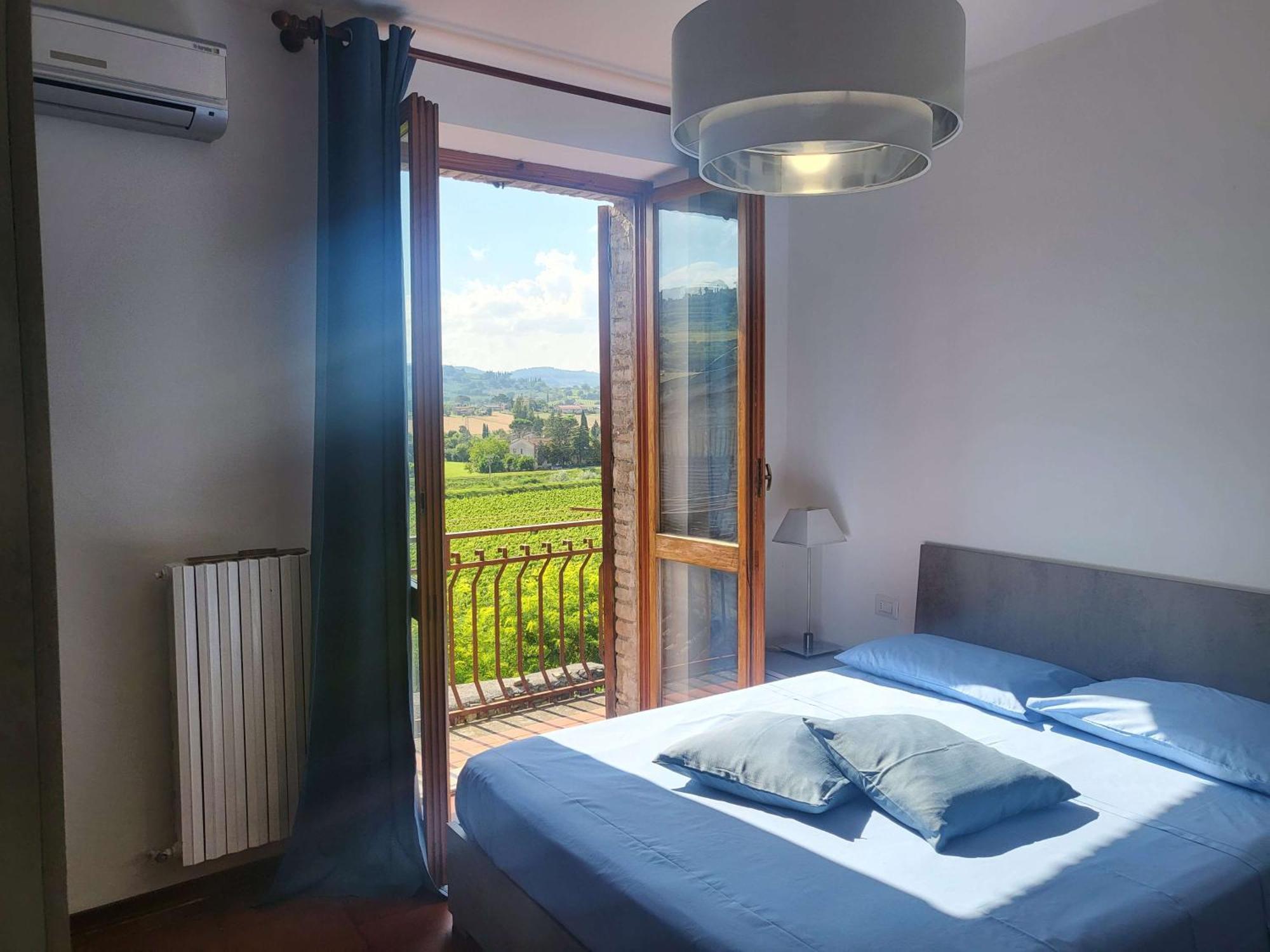 Appartamento Con Camino In Centro Storico Bevagna Exterior foto